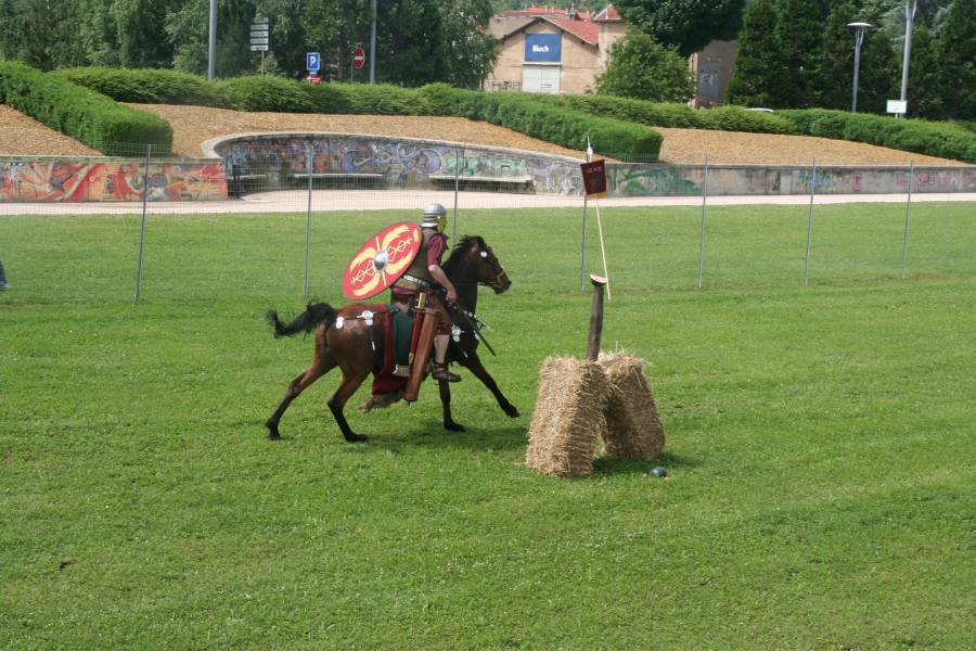 Journees-Gallo-Romaines-2008-CavalerieRomaine-27.jpg